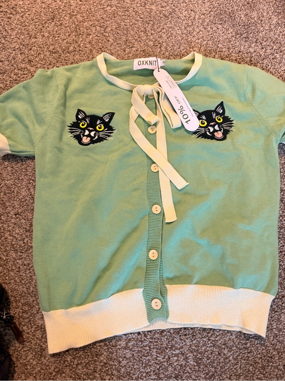 OXXKNIT Mint Green Short-Sleeve Cat Appliqué Button Cardigan